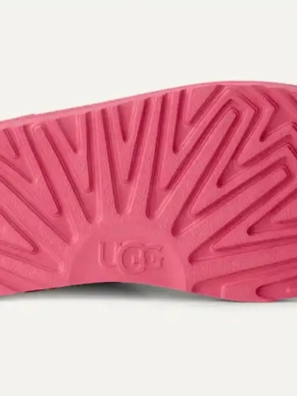 UGG Boots Mini Classic II Pink Bloom Boots Big Kids Youth 6 Brand New in Box NIB
